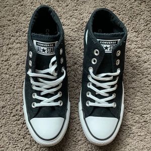 Converse shoes size 8